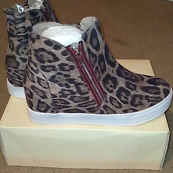 Cute wedge side zip shoes - Picture 2 of 7